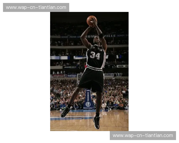 OKC雷霆vs达拉斯小牛：一场火星撞地球的史诗级对决，经典瞬间永不褪色